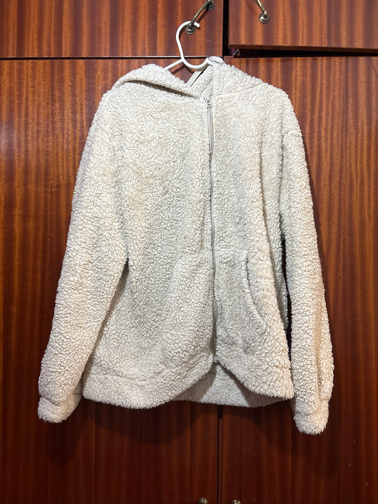 Casaco Fleece Teddy Off-White com Capuz e Zíper – photo 2